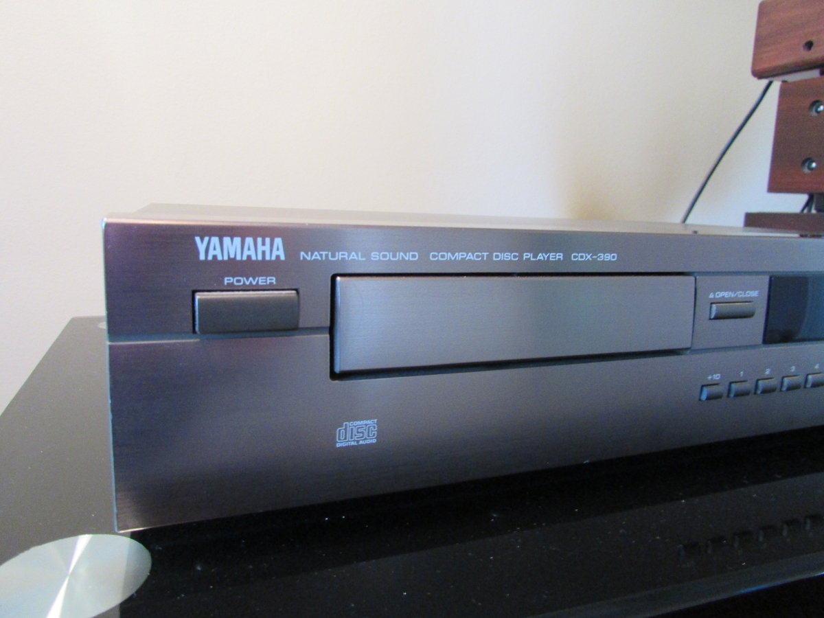 Yamaha CDX-390