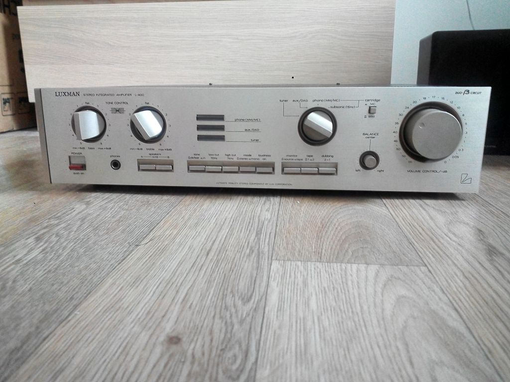Luxman L-400 Integrated Amplifiers