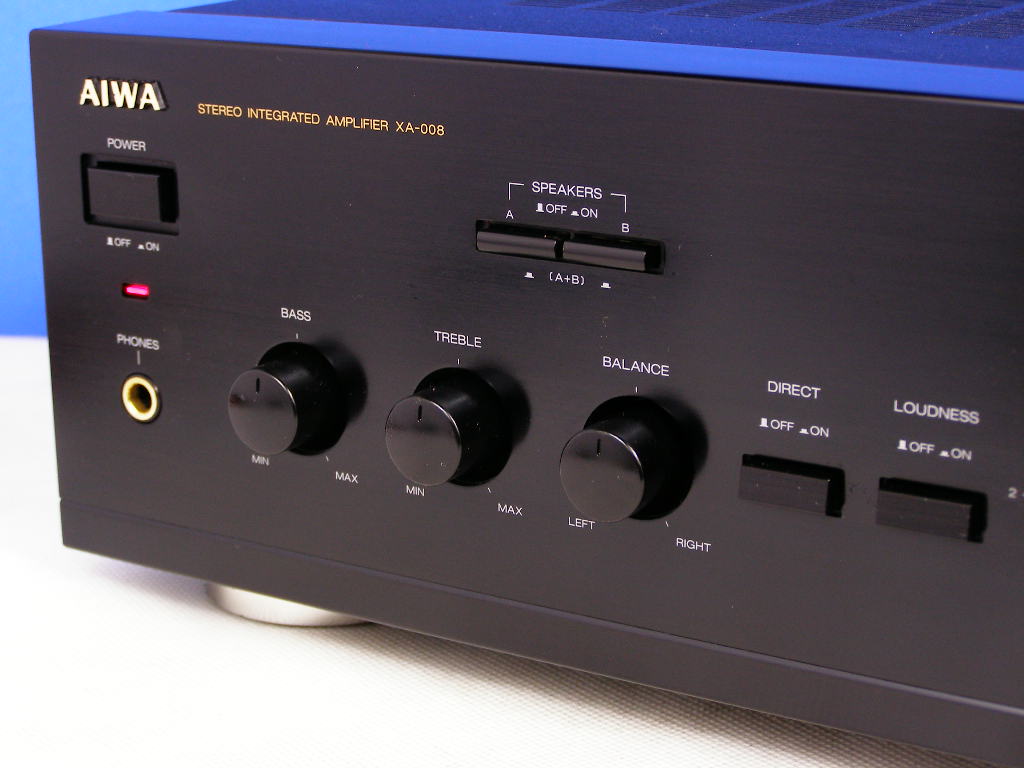 Aiwa XA-008