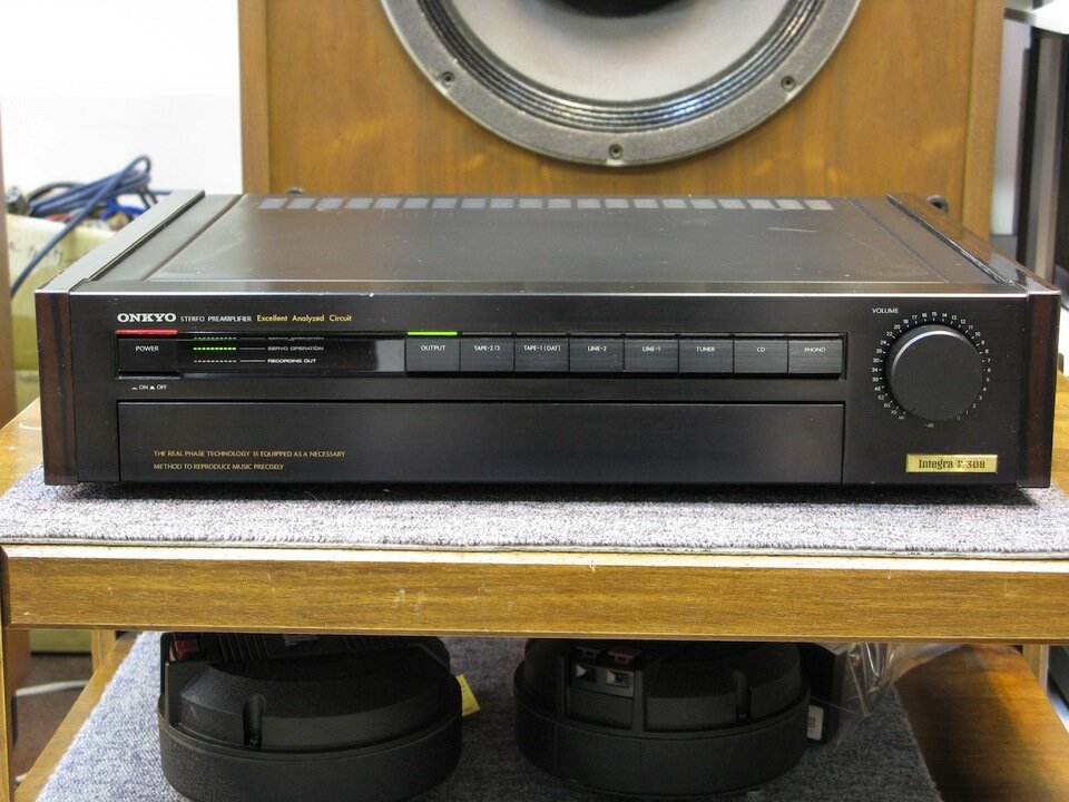 ONKYO Integra P-308