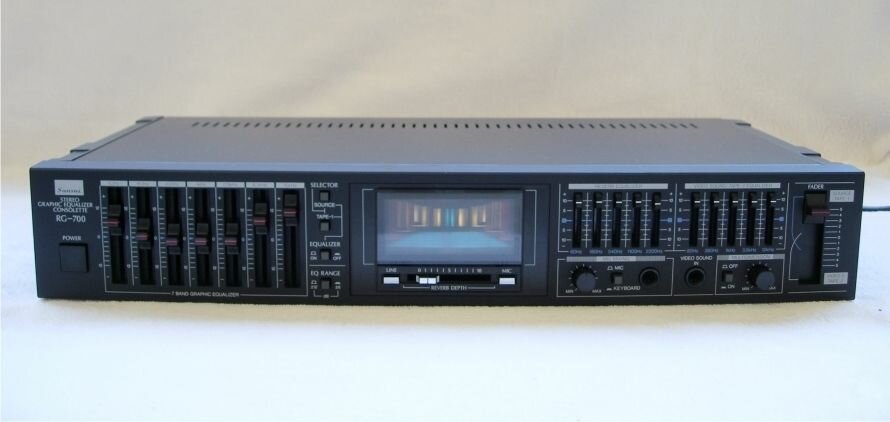 Sansui RG-700 Sansui RG-700