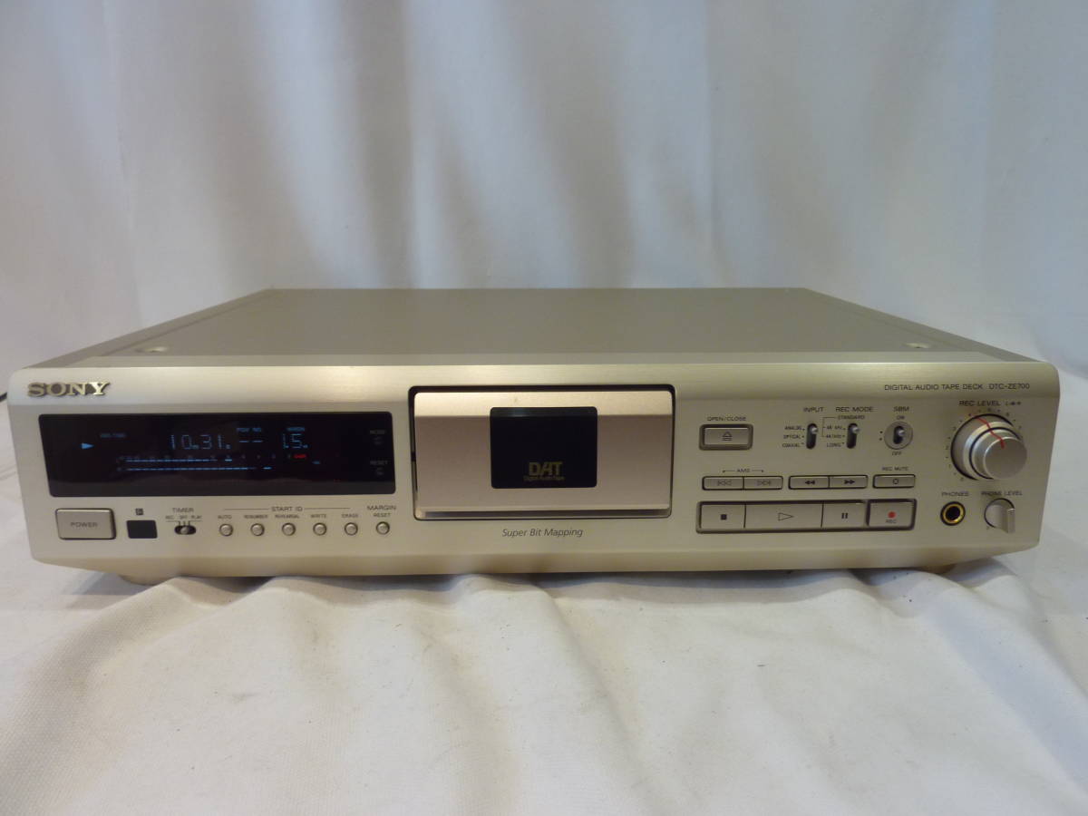 オーディオ機器 その他 Sony DTC-ZE700 Digital Audio Tape Deck