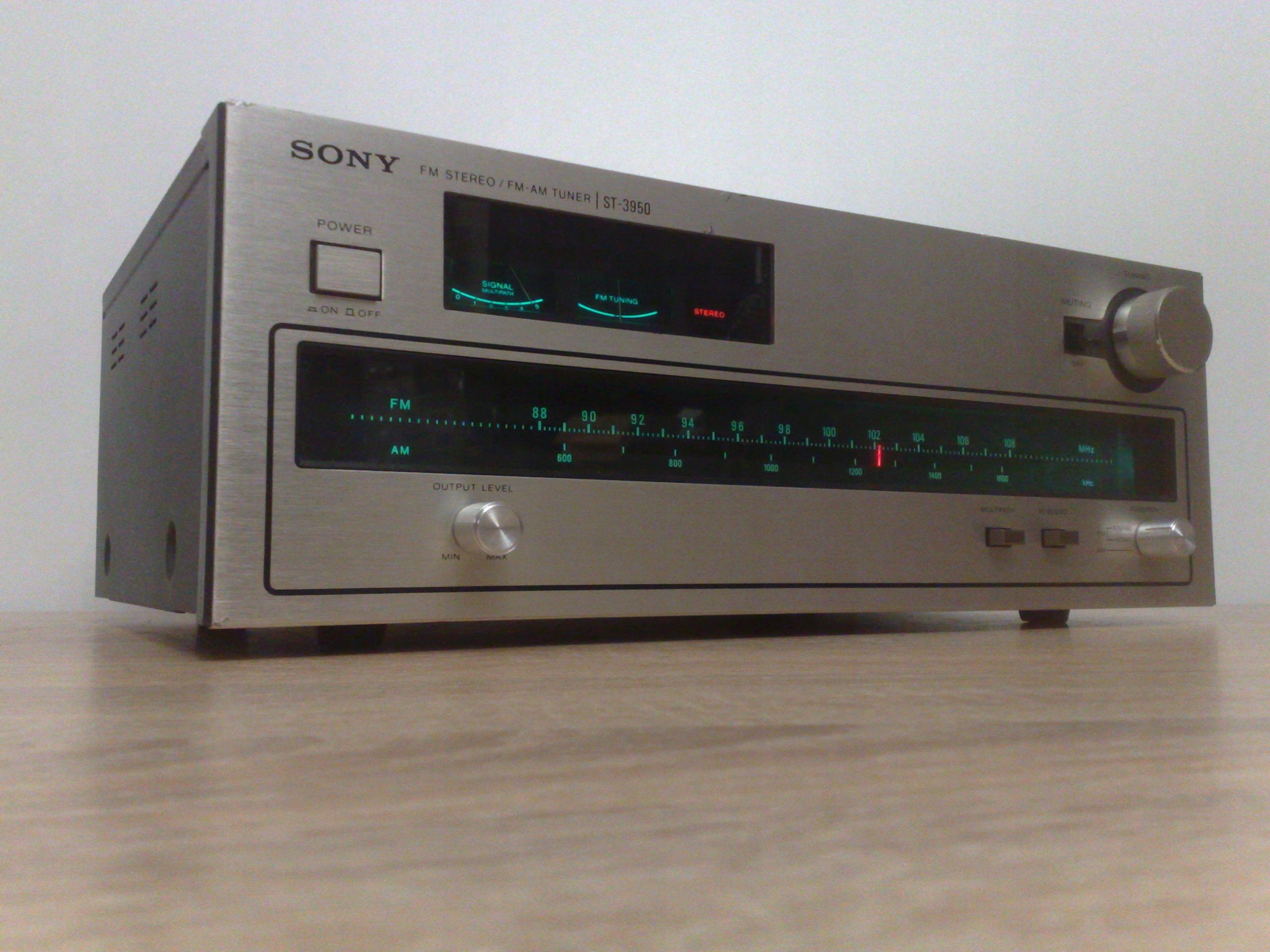 Sony ST-3950