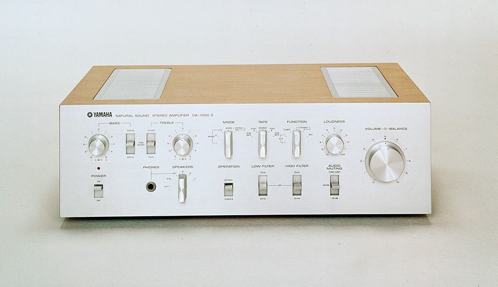 Yamaha CA-1000