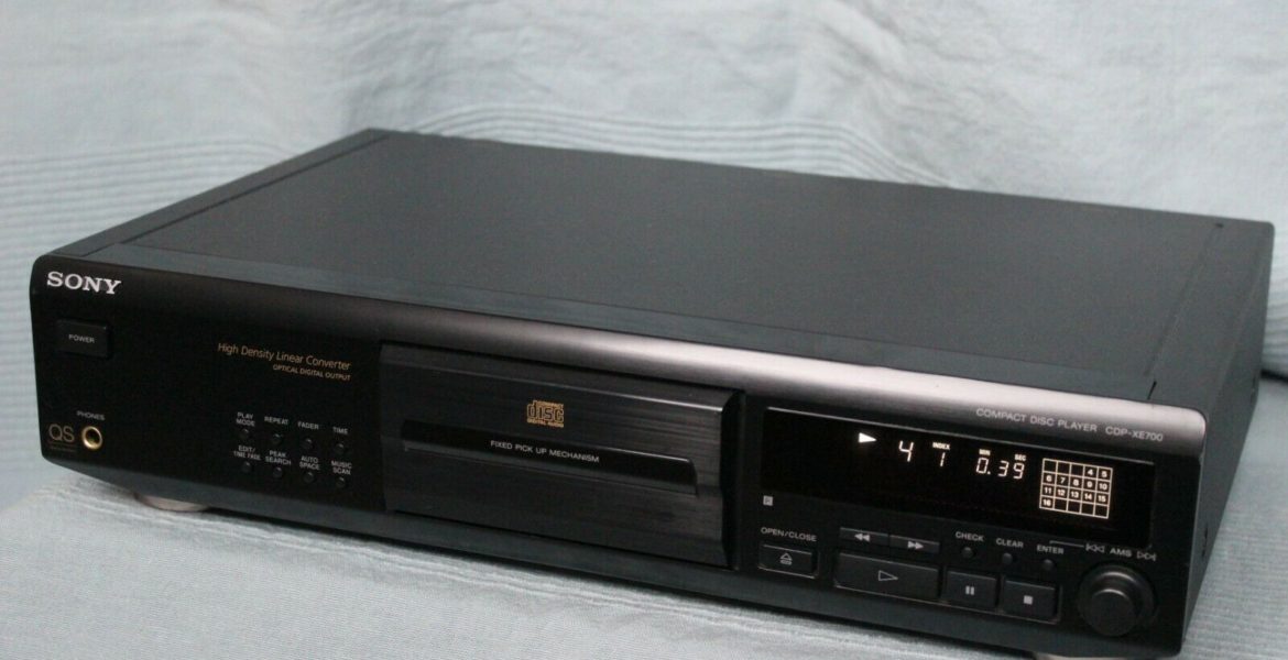 Sony CDP-XE700