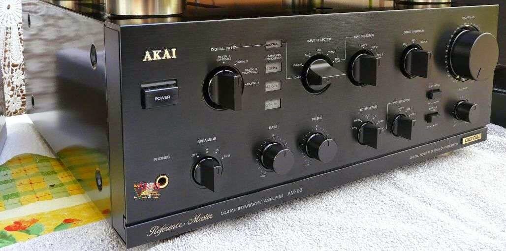 Akai AM-93 Akai AM-93